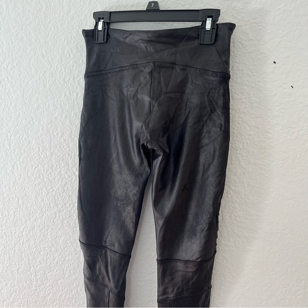 Spanx Faux Leather Moto Leggings Black Size Small - Picture 7 of 11